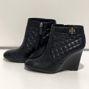 Tory Burch Black Booties size 9 Leila Black Leather Quilted Ankle Wedge Booties